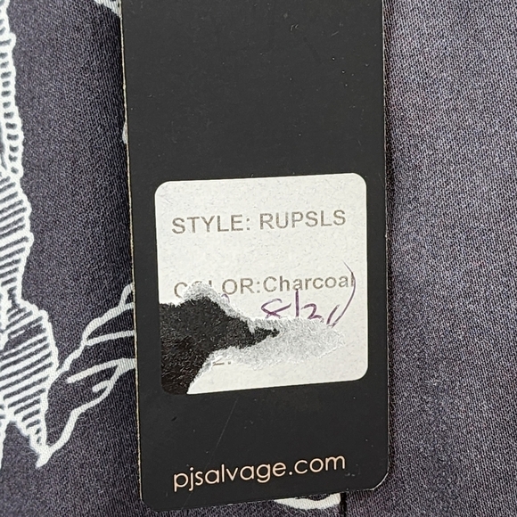 PJ Salvage Women's Floral Button Up Shirt - Picture 6 of 6